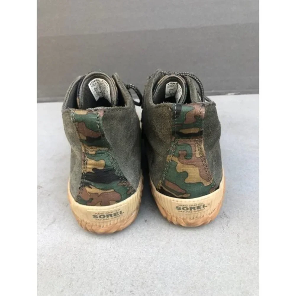 SOREL women's OUT N ABOUT PLUS DUCK BOOTS size 6